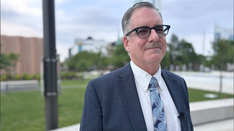 Masse says sources point to Friday ceremony ahead of expected Monday opening