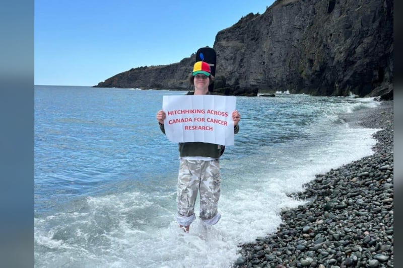 ‘Follow his footsteps’: Moncton cancer survivor hitchhiking across Canada to raise money for research