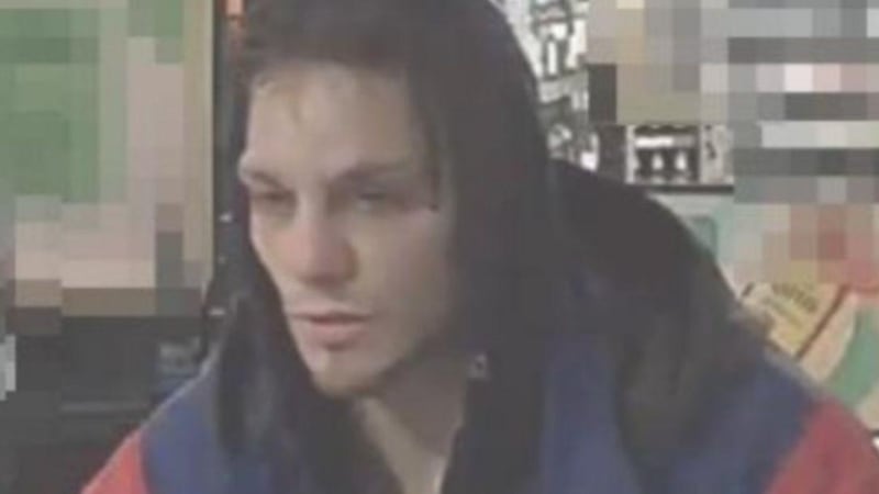 Windsor police seek help in identifying theft suspects