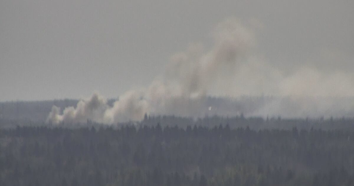 Smoke from 2-house fire in southwest Edmonton visible across city