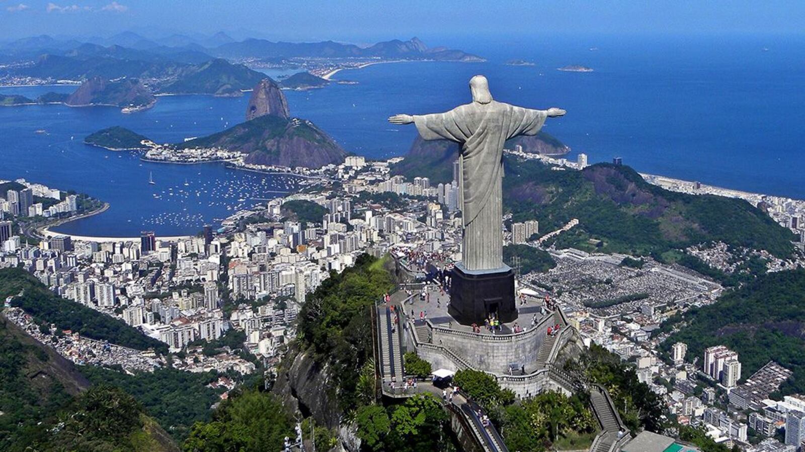 The Rio After Part Rio de Janeiro: Tourists return to viewpoint after shootout scare
