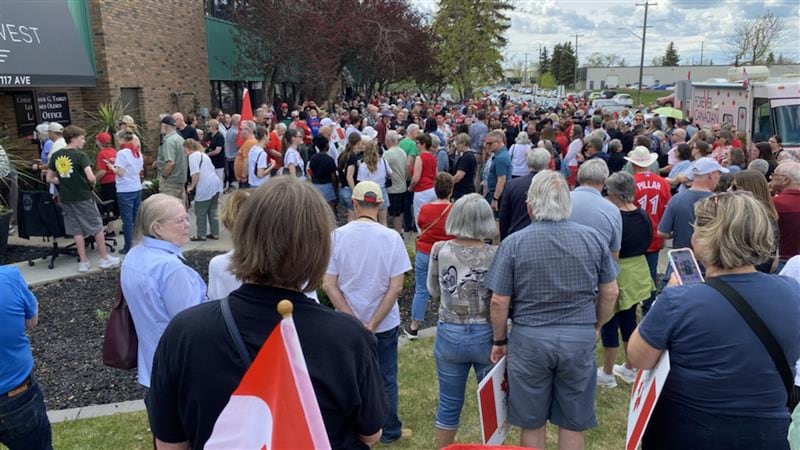 Hundreds rally for opening of Forever Canadian campaign office