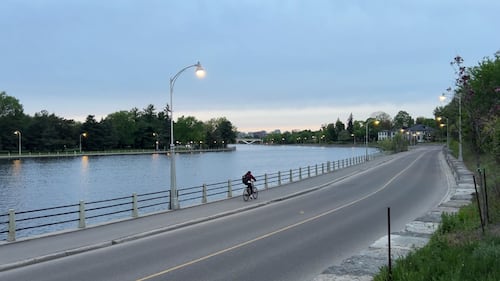 Showers, warm temperatures in the forecast for Ottawa