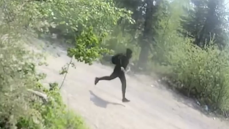 Sask. RCMP release video of Pelican Narrows shooting suspect as manhunt resumes