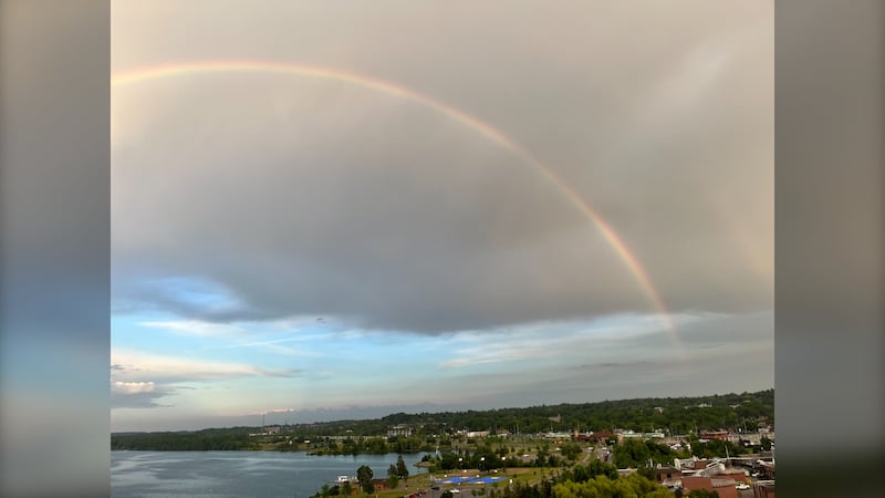 Barrie residents treated to double rainbow over lakeshore