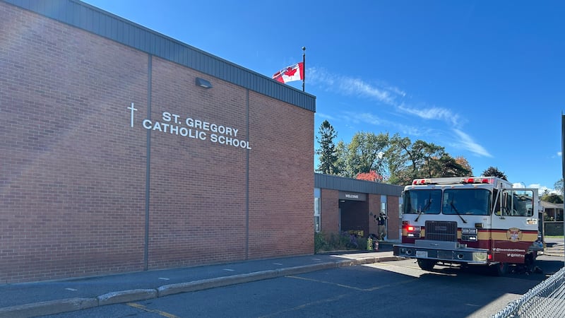 Firefighters quickly contain fire at Meadowlands school