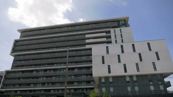These North York condo residents say they’ve been without air conditioning for days amid heat wave