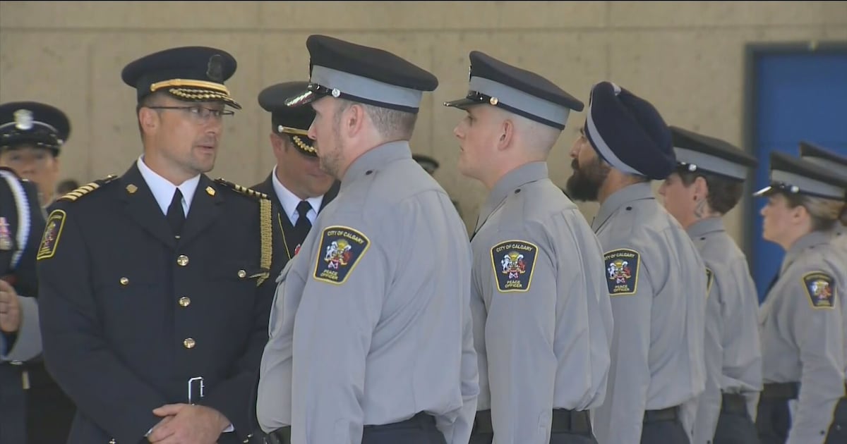 Metro Pd Graduation Graduation Day for over two dozen peace and transit officers in Calgary ...