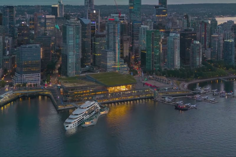 Vancouver council approves 250-room floating hotel