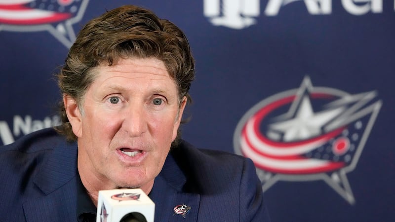 Oilers considering hiring Mike Babcock: TSN