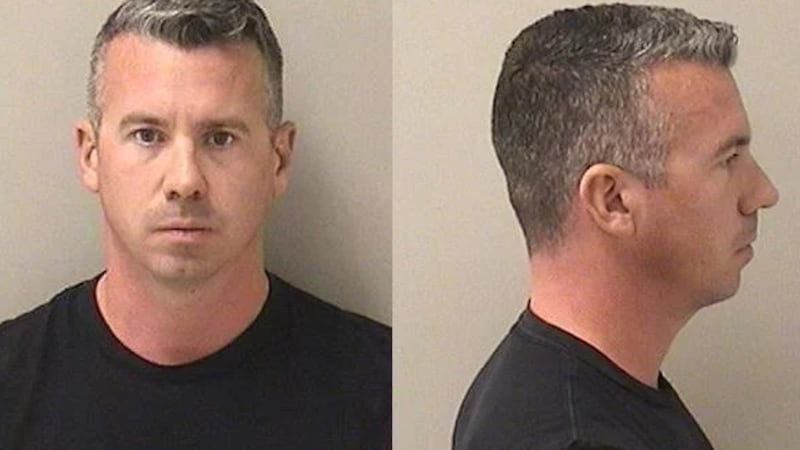 Chiropractor pleads guilty to secret recording of undressing patients