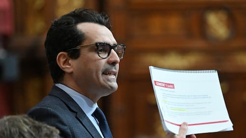 Quebec Liberals call for an investigation into digital health file