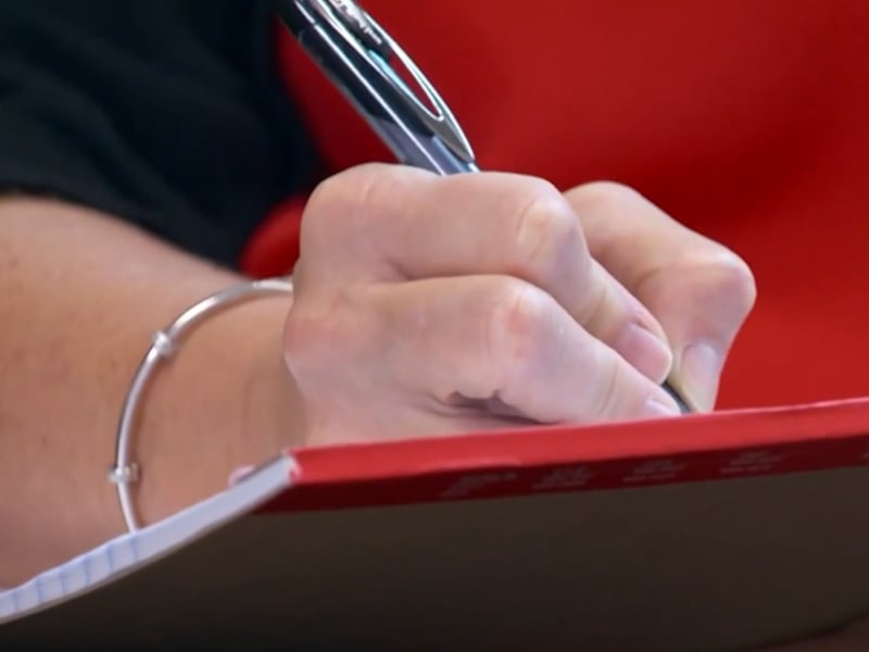 This university's law school wants to have ‘laptop-free’ classrooms where students handwrite notes