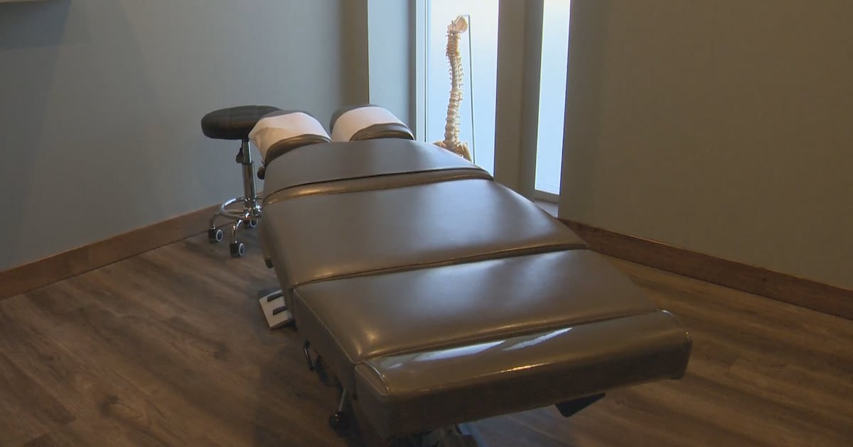 B.C. chiropractor accused of exchanging sexual messages with patient disciplined