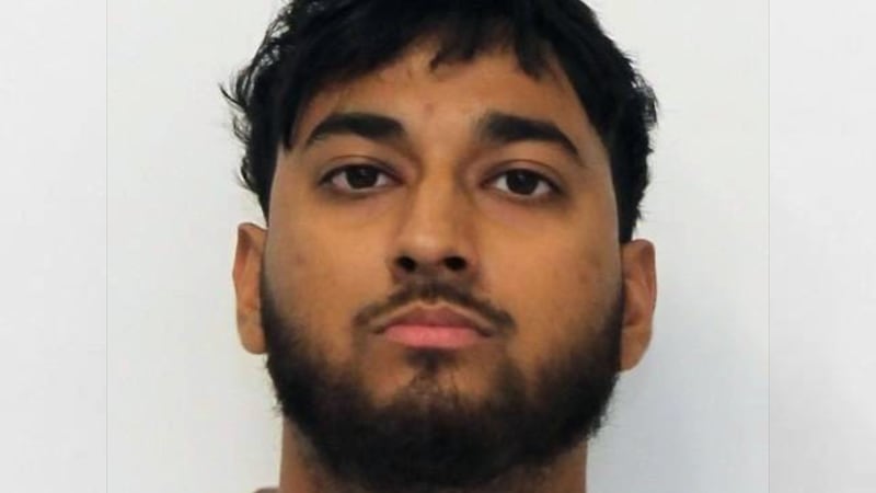 Man pretended to be Grade 12 student and sexually assaulted 2 teens, police allege