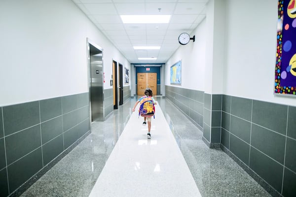 Canadian schools relying on uncertified teachers during labour shortage, group warns