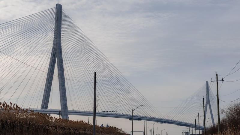 ‘One-off’ allowing Canadian felon to cross Gordie Howe Bridge has been secured, bridge official says