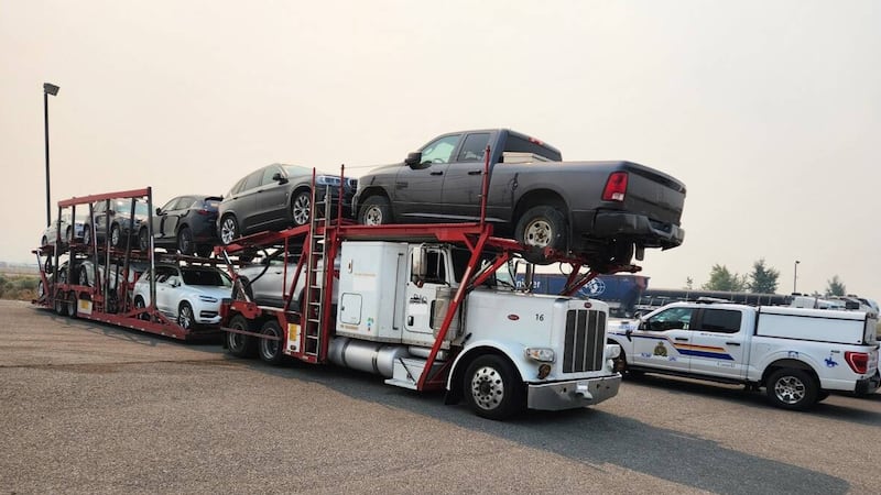 Alta. driver with ‘fully loaded’ transport truck caught speeding through B.C. construction zone, police say