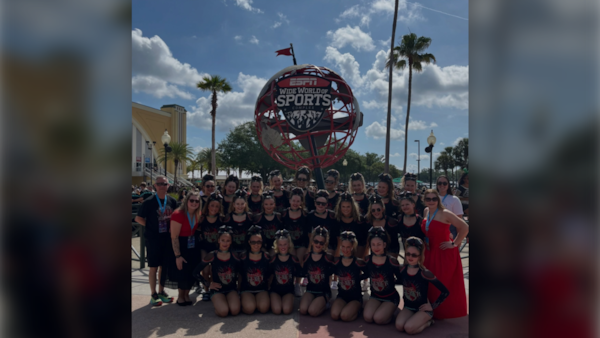 Sask. cheerleaders advance to finals at cheerleading worlds for 2nd year