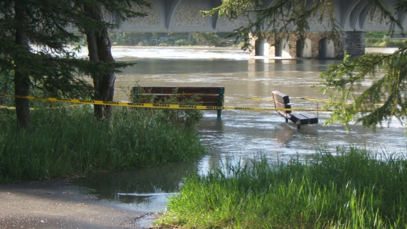 Flooding in and around Banff as Bow River water levels rise