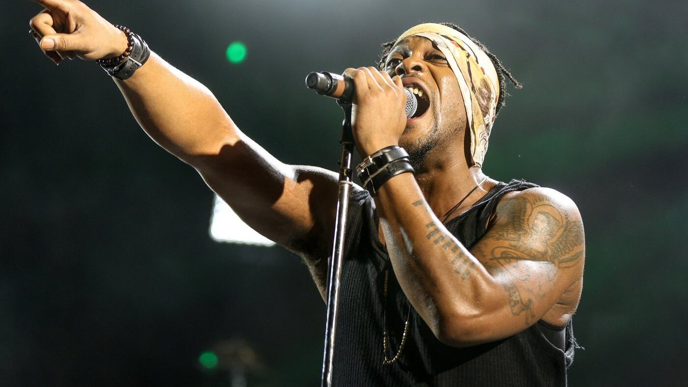 D'Angelo dead at 51