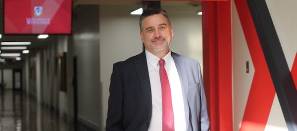 U of W calls for lawsuit by ousted ex-president to be dismissed