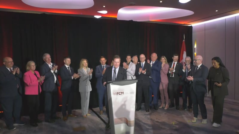 Big city Canadian mayors call for more federal funding to address housing, infrastructure needs
