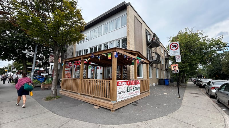 Witness prompts suspect to flee after attempted arson at Montreal restaurant