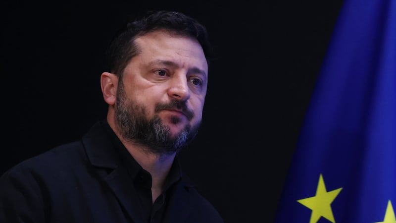 Zelenskyy urges support for new U.S. sanctions on Russia after Trump pauses them