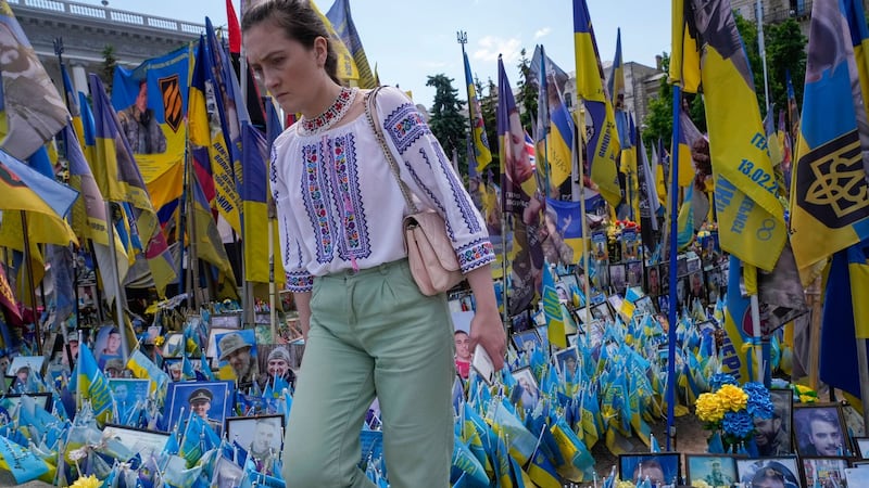 Ukrainian protesters in Kyiv urge veto of a bill families fear could declare missing soldiers dead