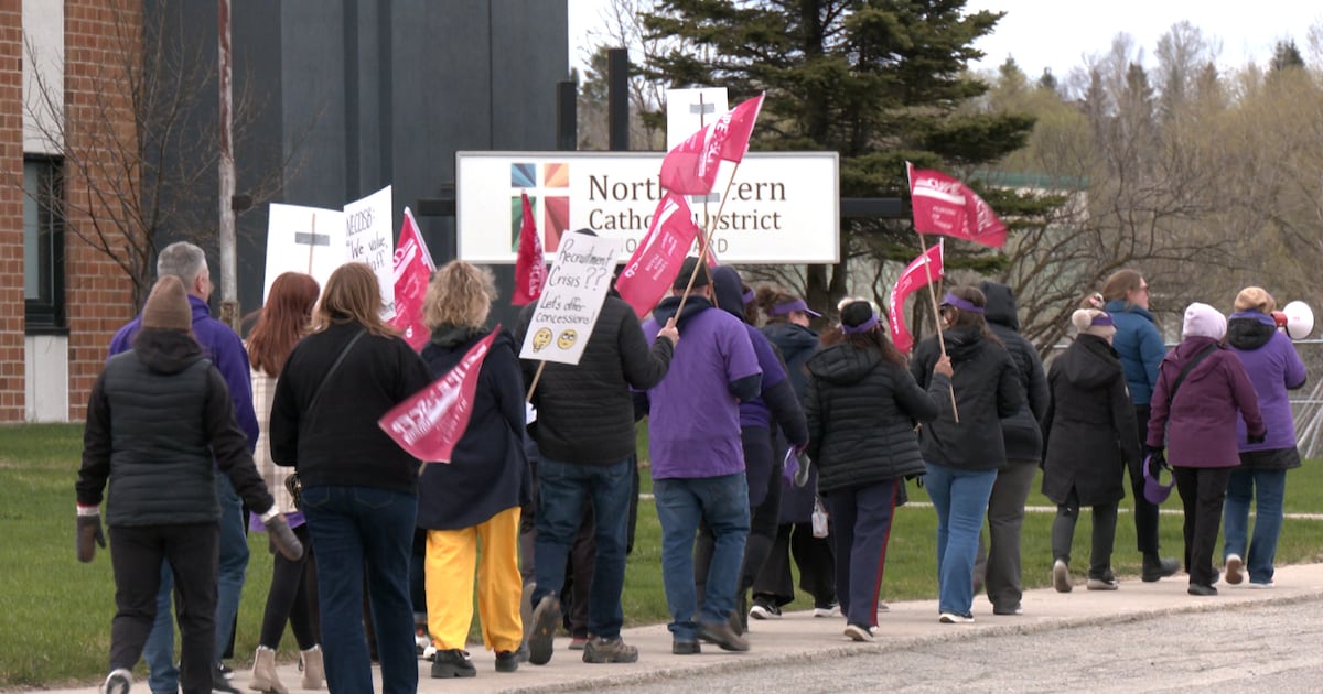 CUPE members rally outside Northeastern Catholic District School Board