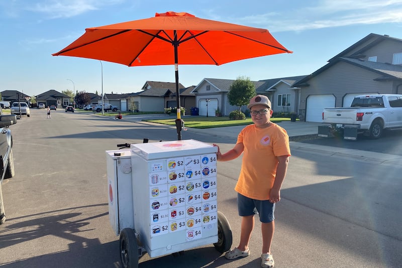 This Dickie Dee-inspired ice cream cooler is turning heads on Saskatchewan streets