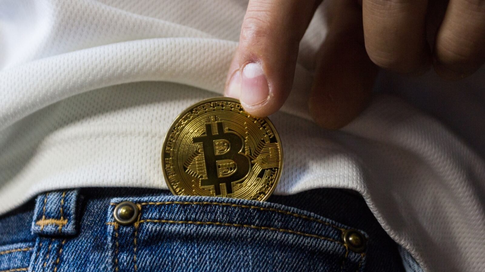 Fake Window Paper Cryptocurrency scams offering fake jobs on the rise: Canadian Anti ...