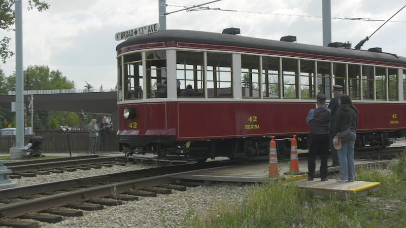 Streetcar service on High Level Bridge, Fort Edmonton Park resumes Friday