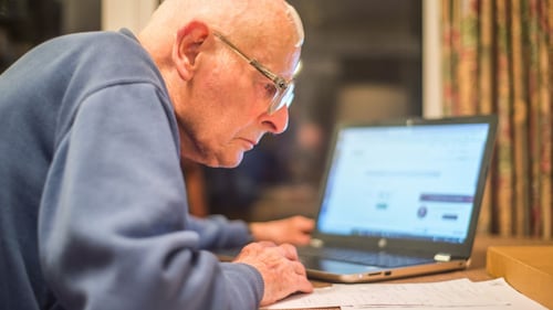 Poll supports OAS cuts for wealthy. How to avoid the claw from Ottawa: Dale Jackson