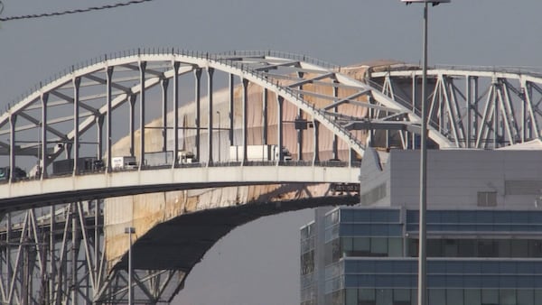 ‘We’ve heard it from trucking companies about how much they were saving”: Blue Water Bridge truck traffic growth a concern for Sarnia, Pt. Edward