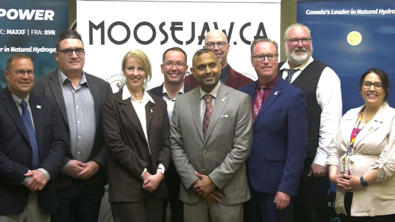 ‘Limitless’: City of Moose Jaw and MAX Power Mining Corp. sign hydrogen-focused MOU