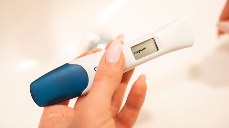Killing the mood: smartphones reduce birth rate, studies say