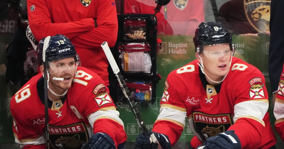 Brady Tkachuk Booed Loudly in Ottawa Return With Panthers