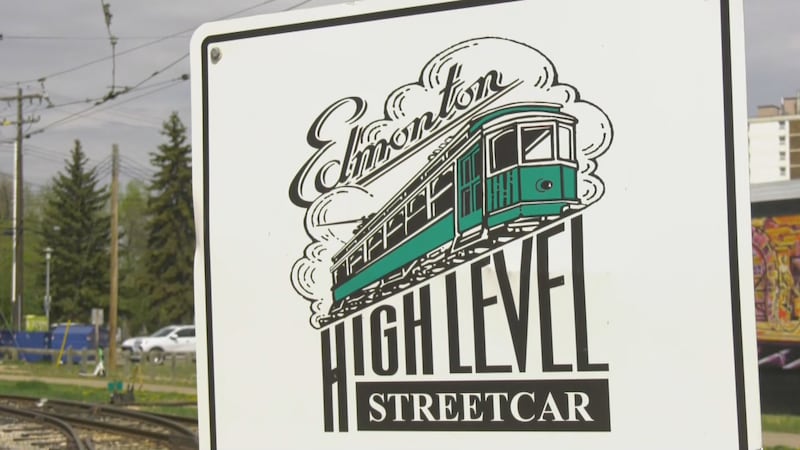 Edmonton streetcar group hopes to be part of High Level Bridge replacement
