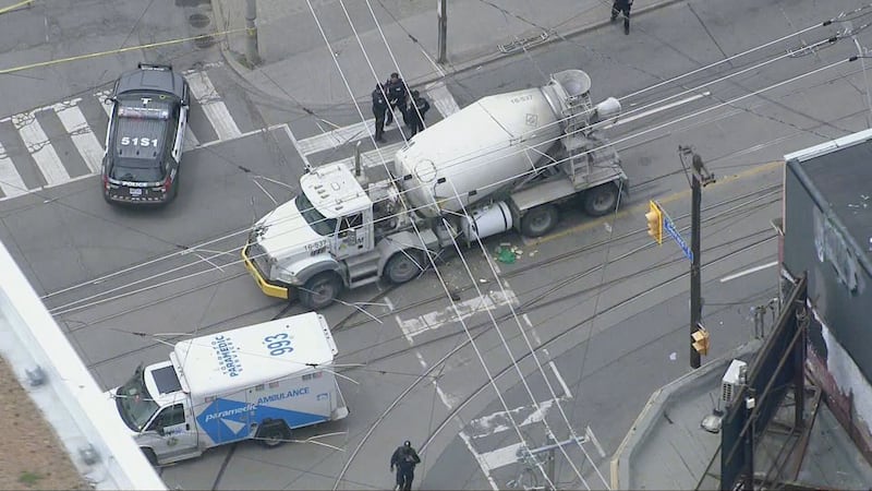 Pedestrian struck by truck in Cabbagetown sustains serious injuries