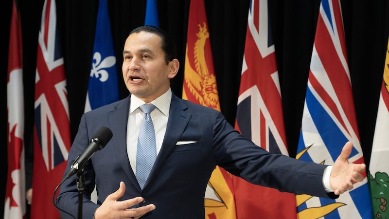 Manitoba Premier Wab Kinew wants word ban lifted in legislature