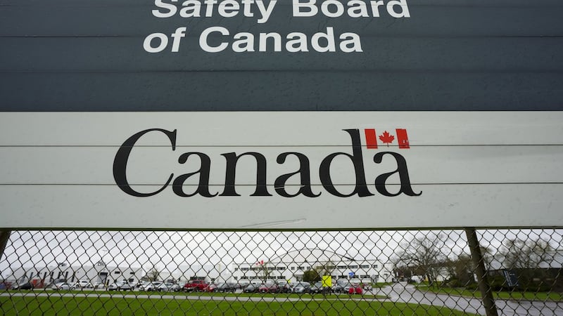 Transportation Safety Board investigating after two pilots found dead near Regina