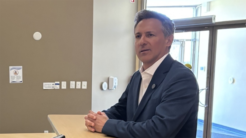 Ottawa mayoral candidate promises to raise Palestinian flag at city hall if elected mayor