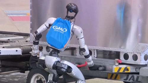 WATCH: Japan Airlines turns to humanoid robots to handle baggage