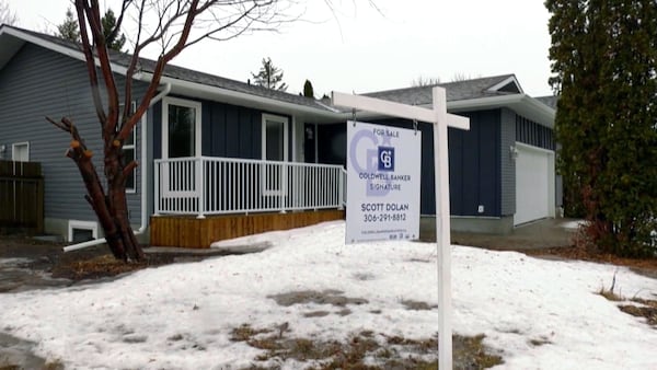 Saskatchewan home prices continue to rise amid supply shortage: Realtors association