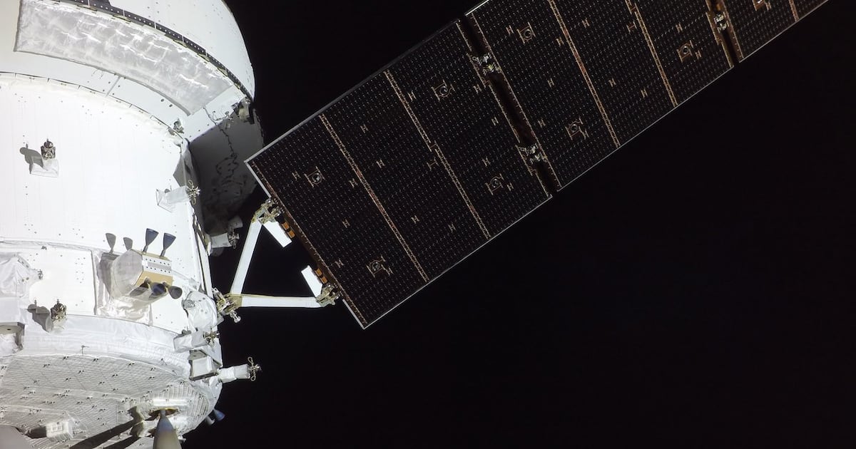 Telus Spark adds Artemis II splashdown watch party to Spark After Dark ...