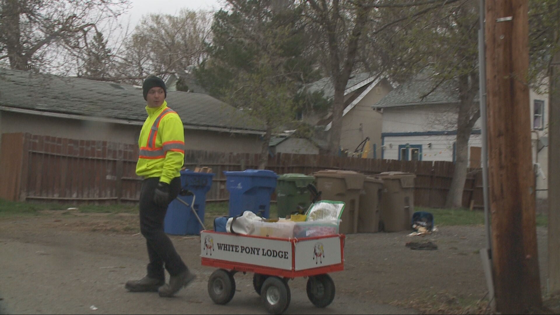 A volunteer with Regina's White Pony Lodge out on patrol in North Central. (DJ Carnegi/CTV News)