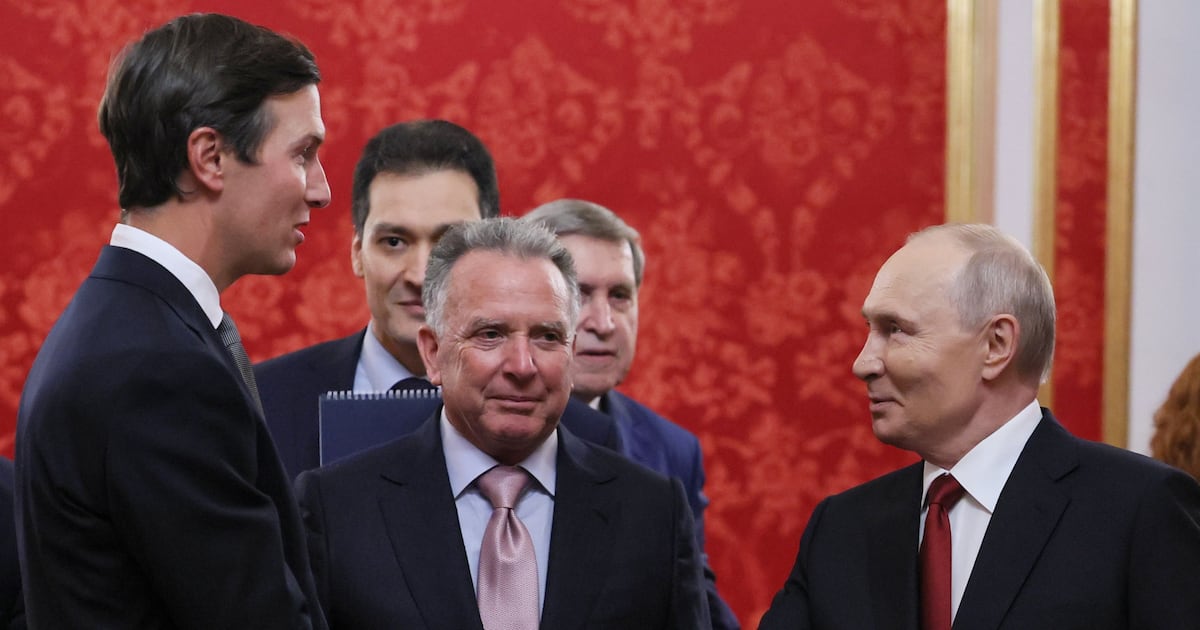 U.S.-Russia talks on Ukraine involve multi-billion dollar oil deal, NYT reports - CTV News