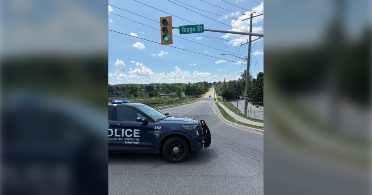 Collision shuts down Little Avenue